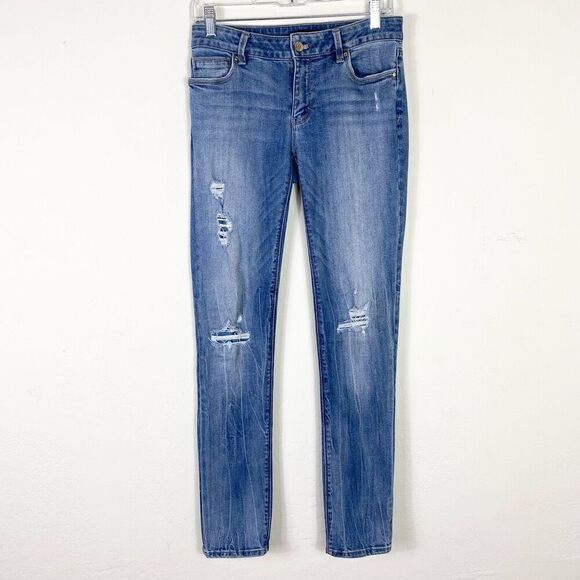 White House Black Market Denim - WHBM Light Wash Distressed Patched Low Rise Slim Leg Jeans Size 4